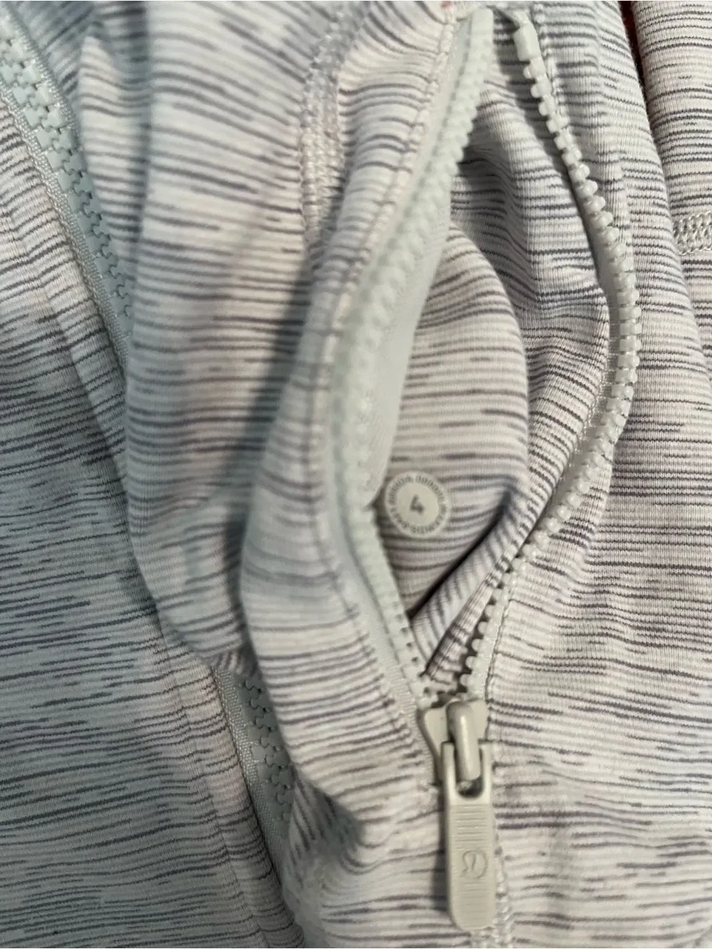 Lululemon Define Jacket Heathered Gray Space Dye Zip Up Thumbhole Size 4